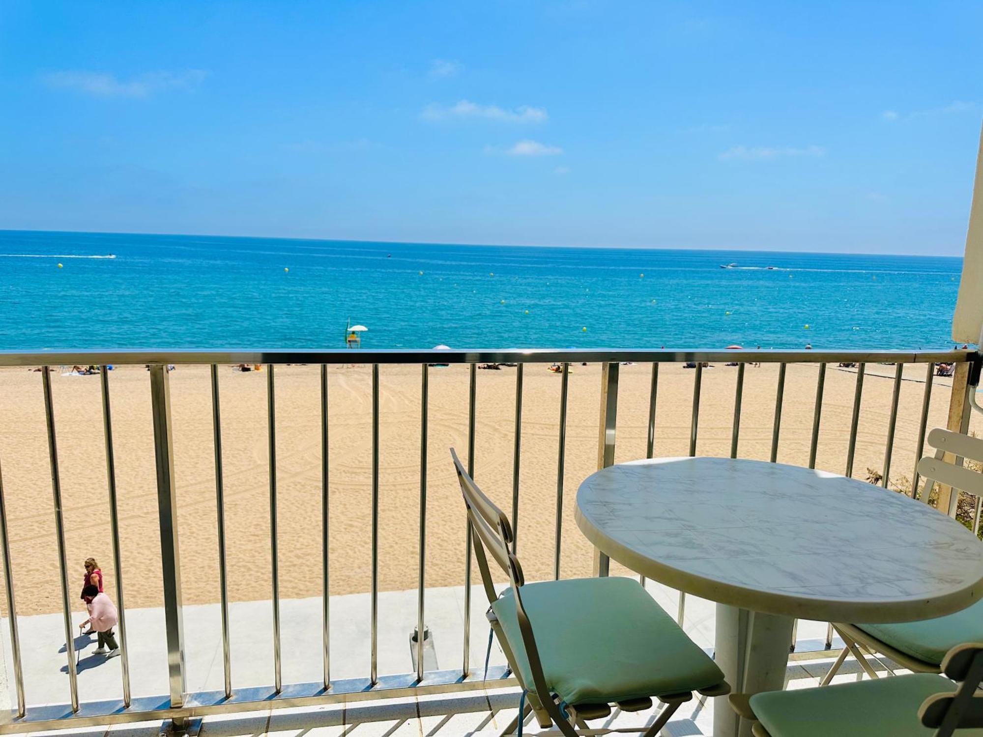 Investingspain Studio Beach Paradise Front Sea Views Swimming Pool Platja d'Aro Dış mekan fotoğraf